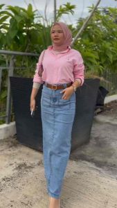 Skirt Jeans Kitty Pockets Kain Memeri Tiada Belah Skirt Denim Kitty Pockets Stretchable Material Skirt Kitty Pockets Panjang Tiada Belah