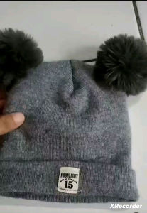 T.I - Topi Anak Laki Perempuan Kupluk Pom Polos Import