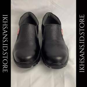 Sepatu King Stel Safety Boot Low Slip On Bahan Kulit 100% Ujung Besi Sol Dijahit Sepatu Proyek Pria Dewasa
