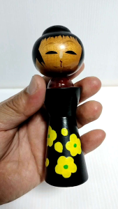 ตุ๊กตาไม้ญี่ปุ่น ตุ๊กตาโคเคชิ kokeshi japanese wooden doll