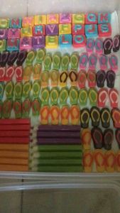 Cokelat Karakter Huruf