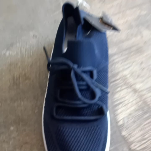 Sepatu Cewek Import: Pilihan Nyaman & Tahan Lama