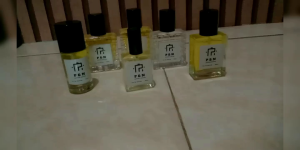 Parfum - ZR RED VAN11LLA Aroma Lembut dan fresh kualitas eau de parfum Non alkohol/aroma hingga 8 jam