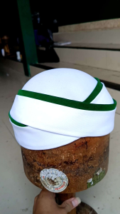 Kuluk Santri: Aksesoris Pakaian Muslim Tradisional