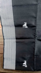 Kain Tenun Sutra Mandar. motif *sandeq* Sulawesi Barat
