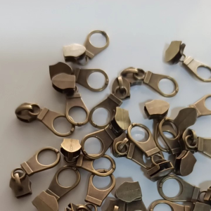 12-ชิ้นหัวซิปเพื่อฟันไนล่อนเบอร์5 เหลืองรมดำ สุดยอดเลือก การเลือกขนาดแสดงให้ถูกต้อง