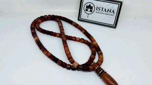 kalung liontin kayu galih bidara arab size butiran 8 mm