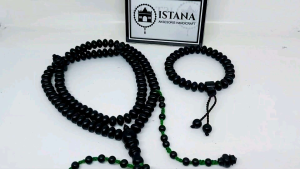 tasbih dan gelang kayu galih kelor hitam butiran pipi