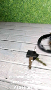 Kunci Kontak Key Set & Sadel Jok Belakang Honda Astrea Grand Prima Star: Kualitas Bagus & Awet