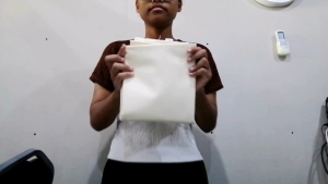 ปลอกหมอนหนัง เหมาะสำหรับหมอนนอน หมอนผู้ป่วย ปลอกหมอนนอน รุ่นมีซิป หุ้มด้วยหนังเทียม PVC กันน้ำ ใบใหญ่ ขนาด 18x30นิ้ว เช็ดทำความสะอาดง่าย