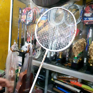 RAKET BADMINTON LINING T SERIES ( LINING MACAN )