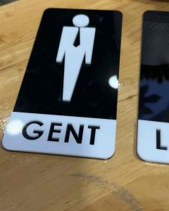 ป้ายห้องน้ำชายหญิงอะคลิลิคสไตล์โมเดิร์น