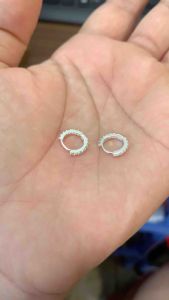 7mm10mm12mm1 chiếc khuyên tai bạc tròn đính full đá trắng