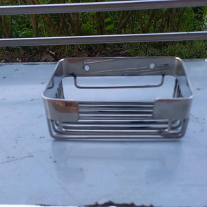 vĩ inox đựng xà phòng 9cm x 13cm cao 5cm