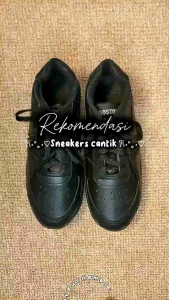 Sepatu Sneakers Wanita Sekolah Sepatu VL Bertali Fashion Ringan Hitam Putih Sport Shoes Sneaker