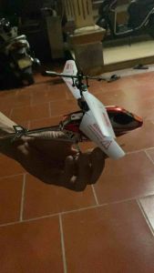 Máy bay trực thăng điều khiển từ xa máy bay cảm ứng