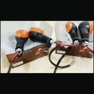 Paket 4 pcs Sein standar KLX150/KLX250/W175/KSR/NINJA250 OLD ( HITAM MIKA KUNING )tangkai Baut