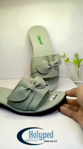 Sandal Holyped model selop pita sandal wanita terbaru sandal tanpa hak sandal flat nonslip sandal wanita sol karet sandal wanita warna sage sandal terbaru sandal ala korea sandal perempuan dewasasandal teplek sandal hariansandal kulit