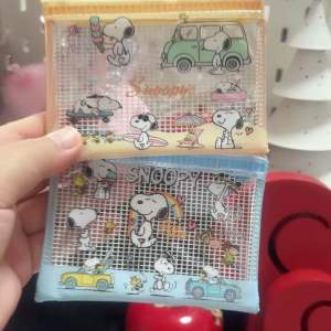 พร้อมส่ง กระเป๋าสตางค์ กระเป๋าใส่บัตร ใส่เหรียญ 🎀👛 snoopy size 10.5x8cm