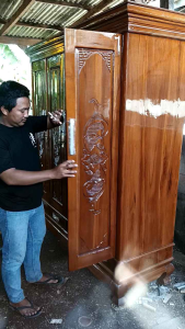 Lemari Pakaian 4 Pintu Full Jati Asli + Hijab + Gamis + Ful Laci