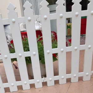 Tấm hàng rào nhựa trang trí cao 50cm dài 30cm. Hàng Rào Nhựa Cho Khu Vườn - Lazada