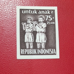 Prangko Indonesia klasik Koleksi Kuno langka Beda warna tanpa Perforasi 75 +25 sen Coklat tua Tahun 1954 UN USED