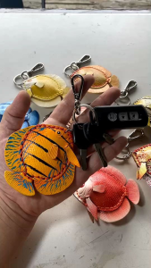 พวงกุญแจปลาปอมปาดัวร์(Pompadour Keychain)พวงกุญแจปลาพวงกุญแจของชำร่วยพวงกุญแจรถพวงกุญแจราคาถูกพวงกุญแจหนังแท้