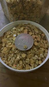 RHINESTONE GOLD 600pcs 5mm - Perfect for DIY Projects