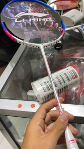 RAKET BADMINTON LINING TECTONIC 32 LBS SIAP PAKAI