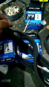 Ban Dalam Sepeda 700 x 19-23C Presta 60mm Cocok untuk Sepeda Fixie Kompatibilitas Sempurna