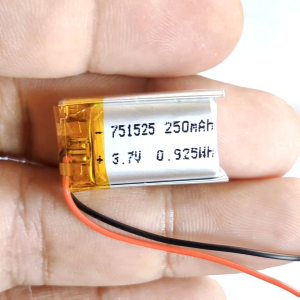 3.7v 250mah  751525 Li-Po li ionแบตเตอรี่ สำหรับMp3 MP4  กล้องติดรถยนต์
