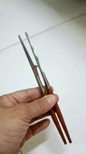 (Hàng thủ công ) 1 dao cạo lông tai độ ( đầu siêu nhỏ ) cạo được các ống tai nhỏ nhất khó cạo nhất ngành ráy tai độ