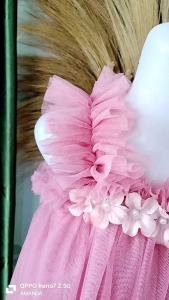 Desain Pakaian Formal Wanita Cantik & Elegan