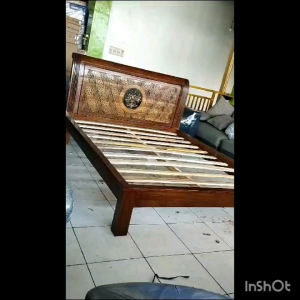 Ranjang Kayu Jati Jepara Premium: Bahan & Desain Elegan