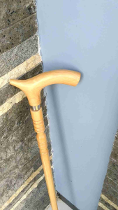 Tongkat jalan kayu Cendana wangi model profil C252