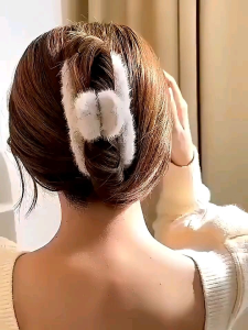 JEPIT RAMBUT BULU HALUS/JEDAI RAMBUT MOTIF BULU