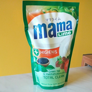 mama lime pencuci piring 680ml green tea & habbatussauda