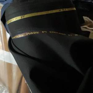 Kain Bahan Seragam Jas & Celana Wedding Finest Cloth Wool