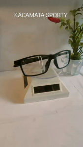 Frame Kacamata Sporty: Desain Kacamata Kasual & Olahraga