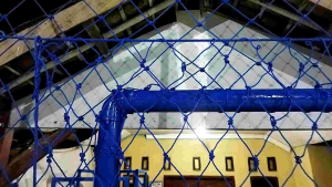 Jaring Pengaman Lapangan PE 3mm Super Kuat