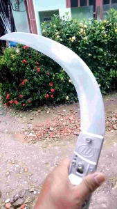 EGREK CAMEL KING 111 MADE IN MALAYSIA  SIAP PAKAI TAMPA PERLU DI ASAH LAGI.