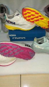 Sepatu Lari Hoka Clifton 9 Sepatu Lari Pria Wanita Terbaru / Sepatu Running Pria Wanita