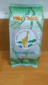 Trà Hiệp Thành xanh (Trà móc câu số 1 🥇) Hương vị của chất lượng 👌 Búp trà xanh nguyên chất 100% Bịch 06 gói x 70g hạn sử dụng 24 tháng kể từ ngày sản xuất (NSX có in trên bao bì) sản phẩm của Danh trà Hiệp Thành (TP Bảo Lộc Lâm Đồng).