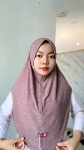 Bergo Instan Soft Pet Oval Jersey Emely Twotone/Jilbab Harian Motif Elvira Kekinian Muslim