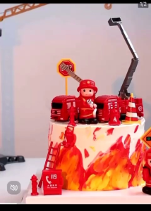 Hiasan Kue Fireman Damkar Pemadam Kebakaran / Pajangan Kue Ulang Tahun Damkar Fireman Fighter Topper Cake Pemadam Kebakaran / Dekorasi Kue Ulang Tahun Damkar Fire Man Pemadam Kebakaran