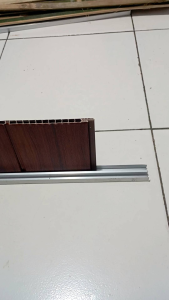 Rell M etalase/ Rell atas etalase / Rel kichenset