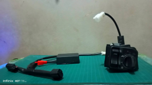 Keyless Buat Scoopy Donat atau Vario 125 ISS Di kombinasikan Dengan modul bawaan motor nya.