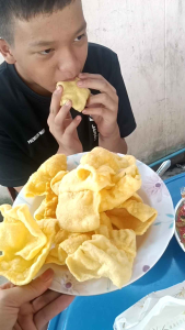 ถัวพูแห้งทอดไทยใหญ่ถั่วพูอาหารเจกินขบเคี้ยวกินเพลินลำไม้ละมุนเจทานได้กินกับน้ำพริกกินกับข้าวกับก๋วยเตี๋ยวแบบไหนก็ได้ 1 ถุง 600 กรัมพร้อมส่งจากแม่สาย