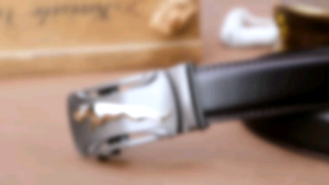 Sabuk Bisnis Kasual Pria: Tren & Tips Memilih