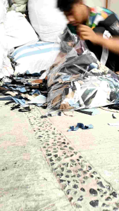 Kain Perca Untuk Isi Samsak Bahan Jean dan Cinos